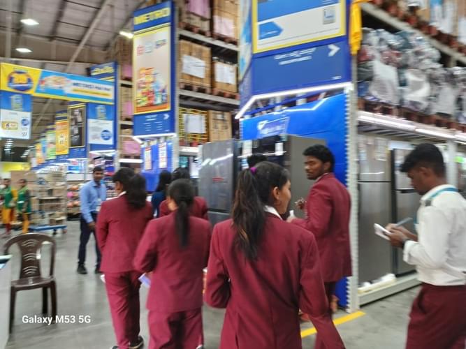 IZee Business School Bangalore Industrial Visits photo 5